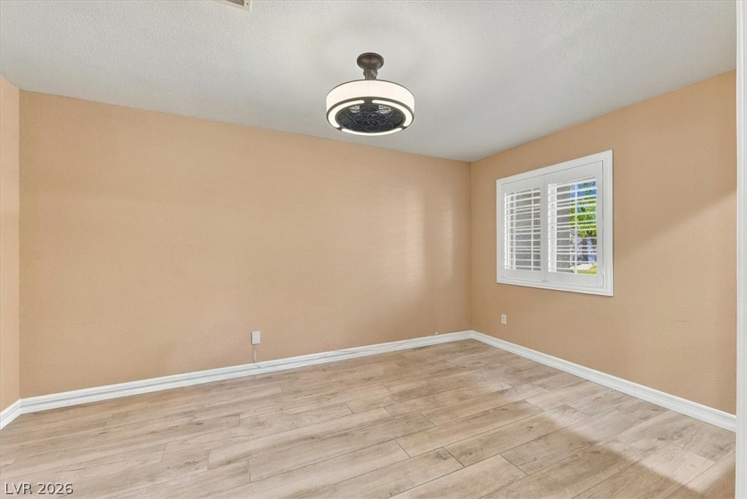 8913 Pine Mission Avenue Las Vegas NV 89143