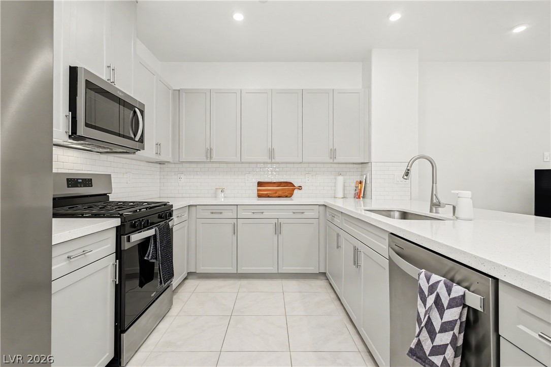 879 North East Apatite Place Henderson NV 89011