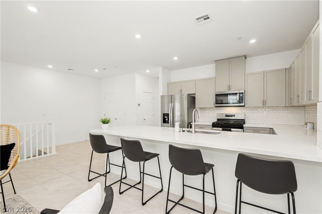 879 North East Apatite Place Henderson NV 89011
