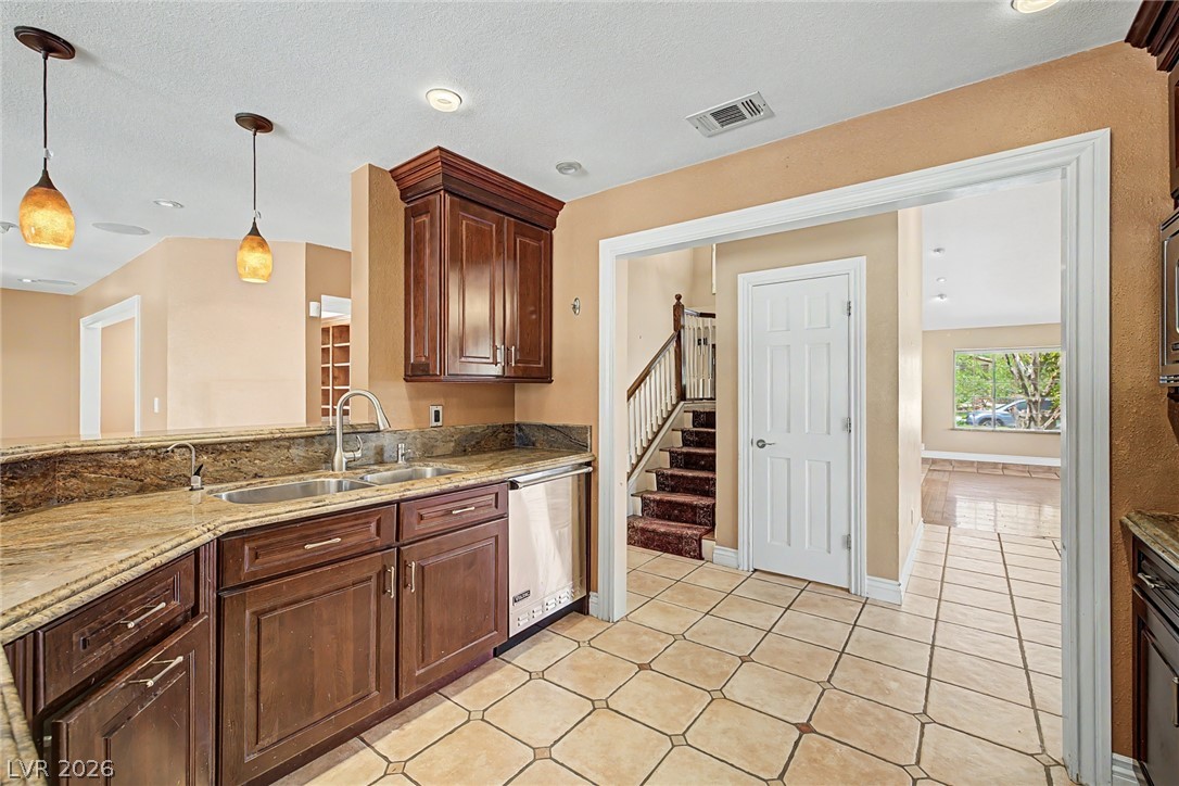 6815 Trinity Court Las Vegas NV 89146