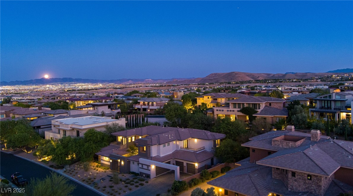 29 Soaring Bird Court Las Vegas NV 89135