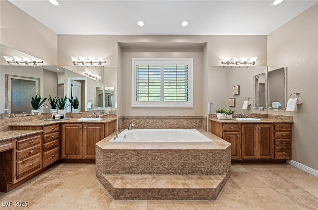 29 Soaring Bird Court Las Vegas NV 89135