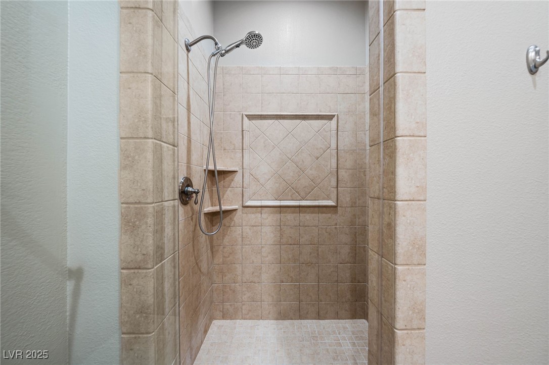29 Soaring Bird Court Las Vegas NV 89135