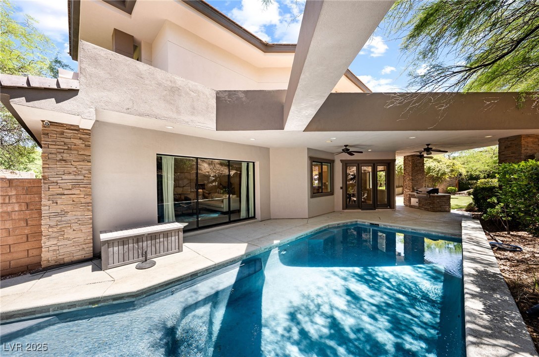 29 Soaring Bird Court Las Vegas NV 89135