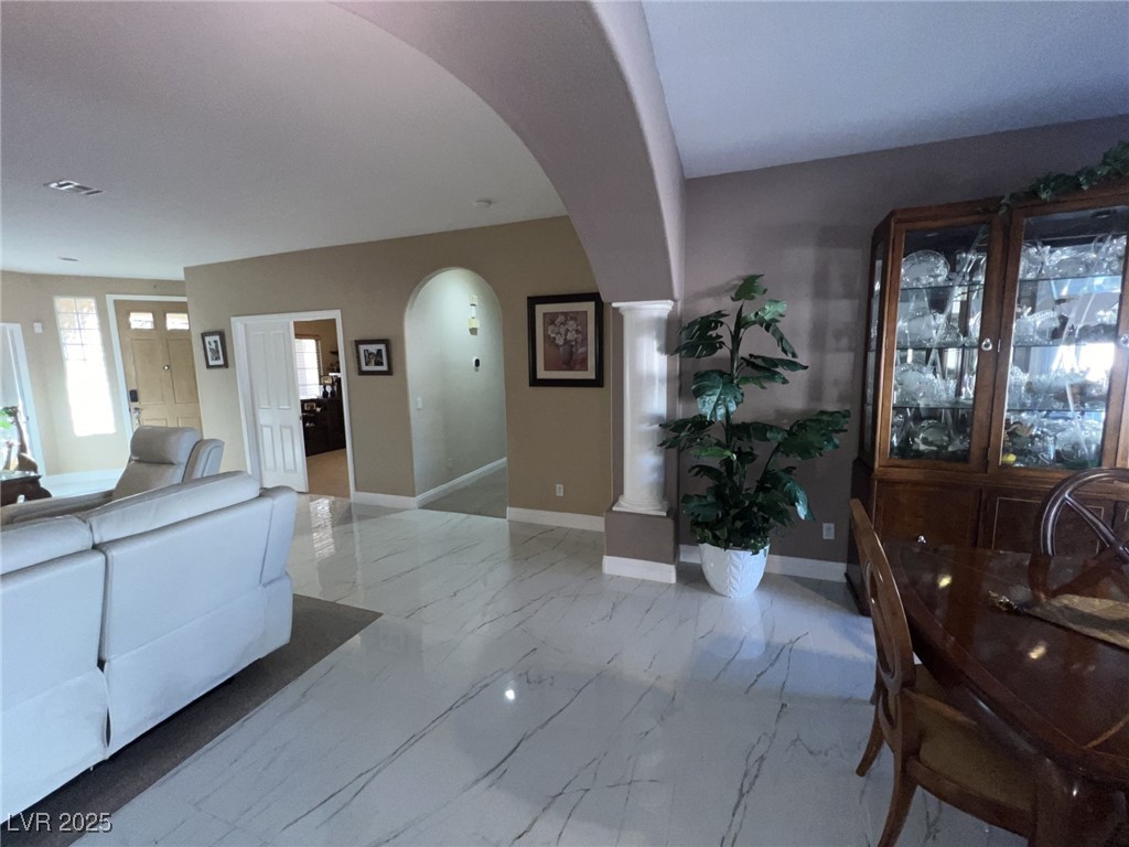 6596 Secluded Avenue Las Vegas NV 89110