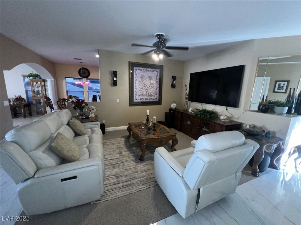 6596 Secluded Avenue Las Vegas NV 89110