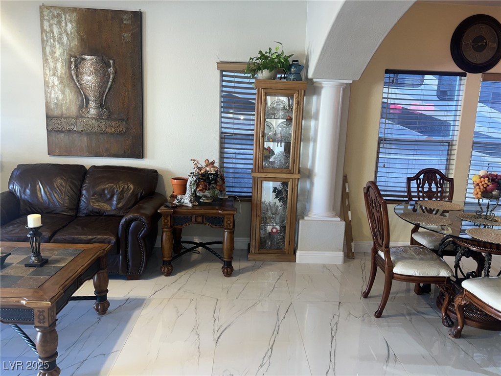 6596 Secluded Avenue Las Vegas NV 89110