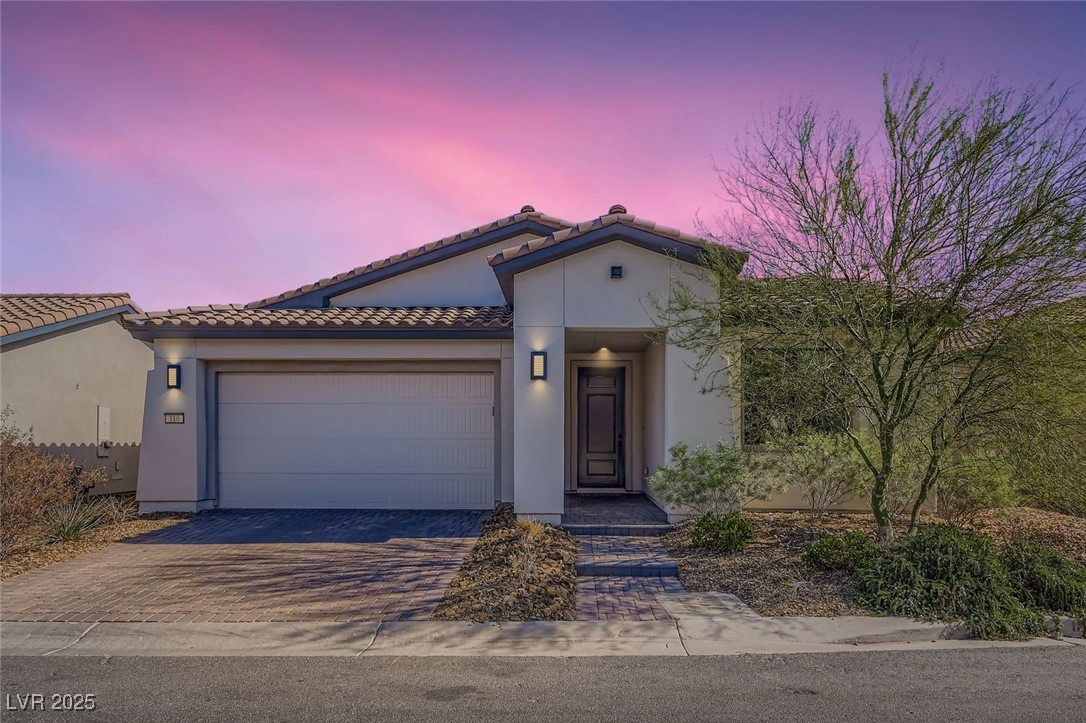 116 Lake Oasis Street Henderson NV 89011