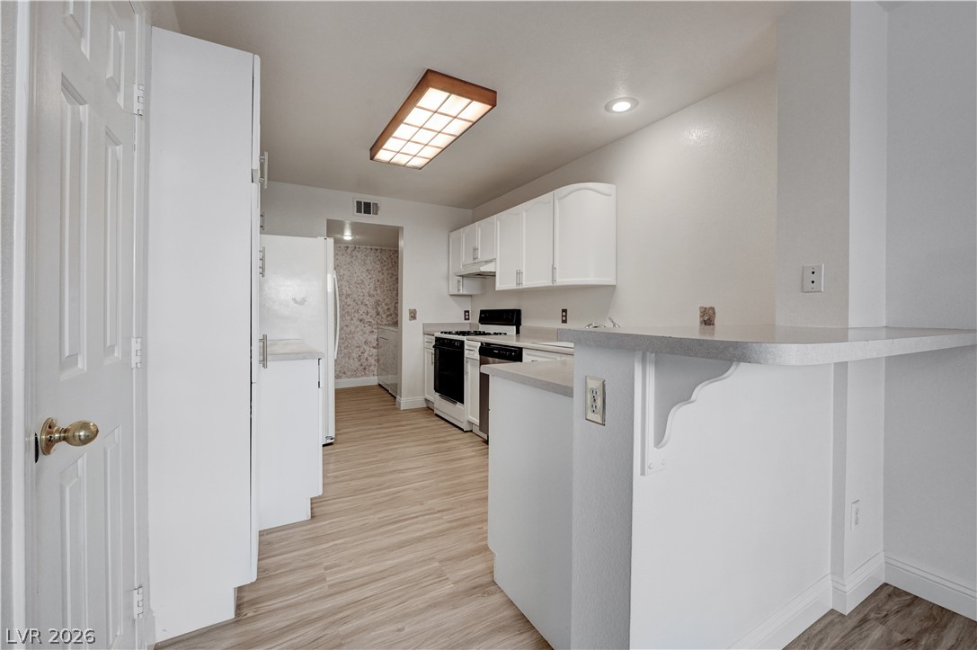 8464 Vast Horizon Avenue Las Vegas NV 89129