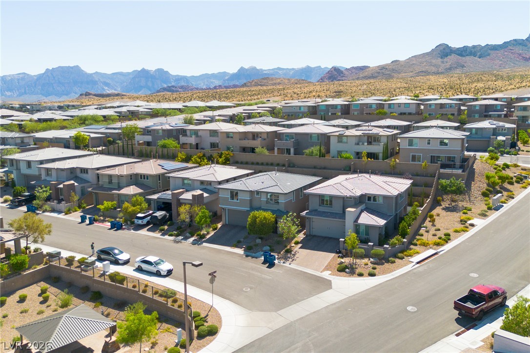 457 Bolsa Basin Avenue Las Vegas NV 89138