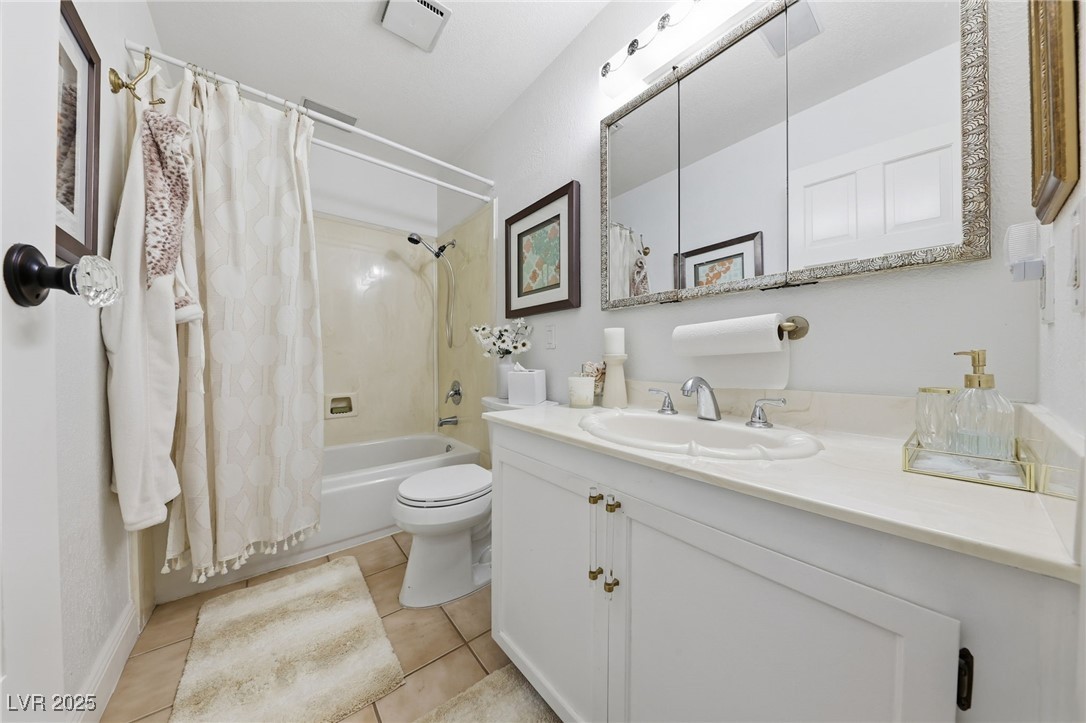 2117 Plaza De La Candela Las Vegas NV 89102