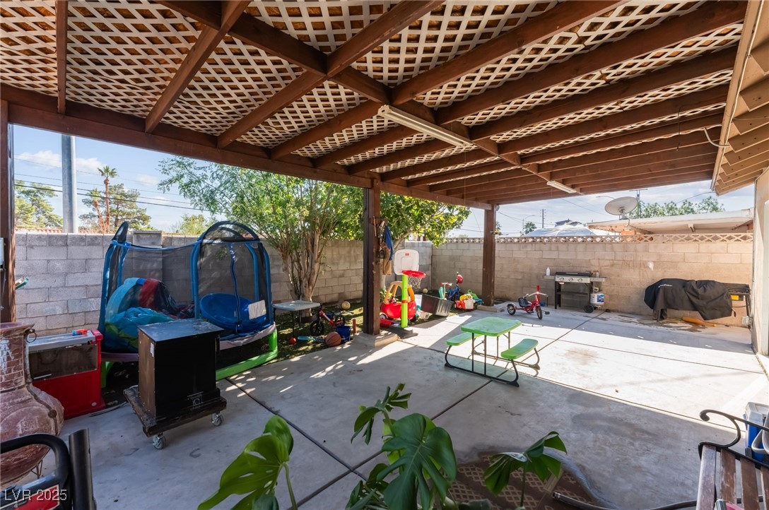 2105 El Greco Street Las Vegas NV 89102
