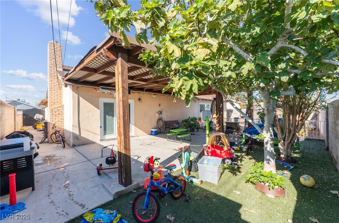 2105 El Greco Street Las Vegas NV 89102