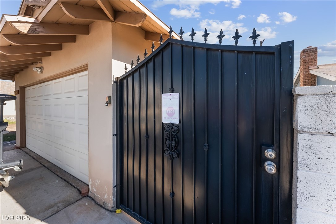 2105 El Greco Street Las Vegas NV 89102
