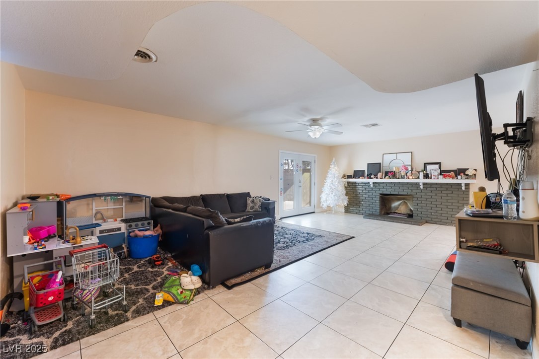 2105 El Greco Street Las Vegas NV 89102
