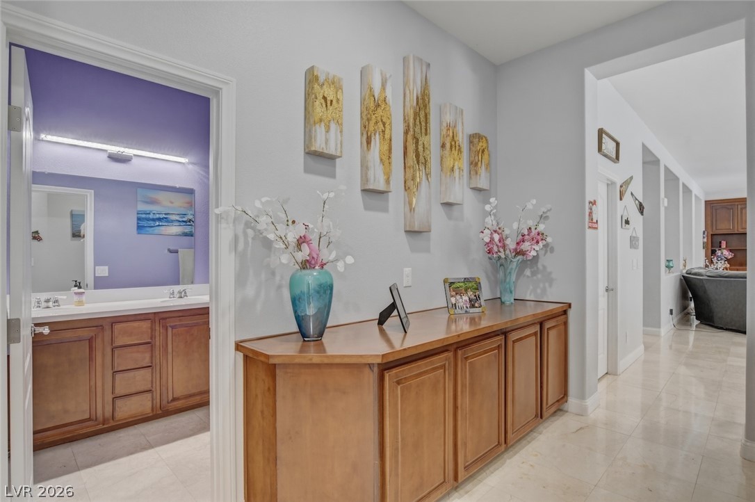 5527 Breecher Avenue Las Vegas NV 89131