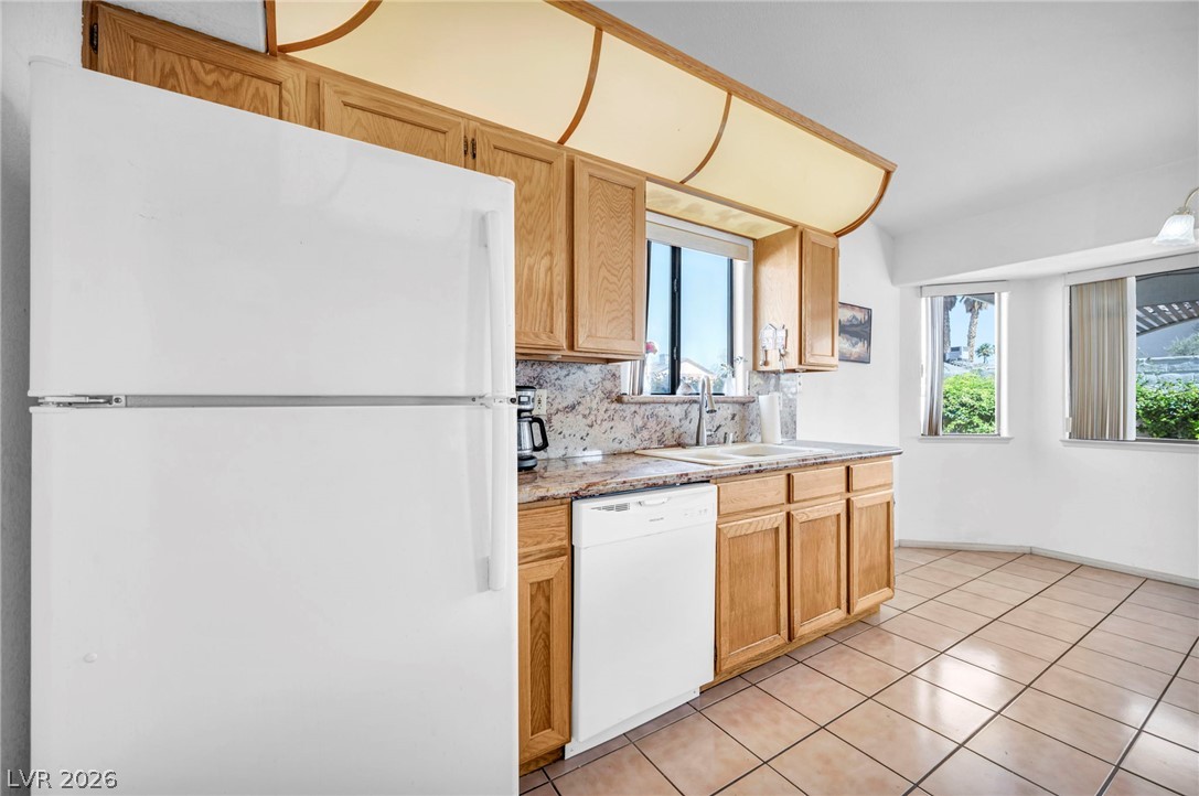 7713 Leavorite Drive Las Vegas NV 89128