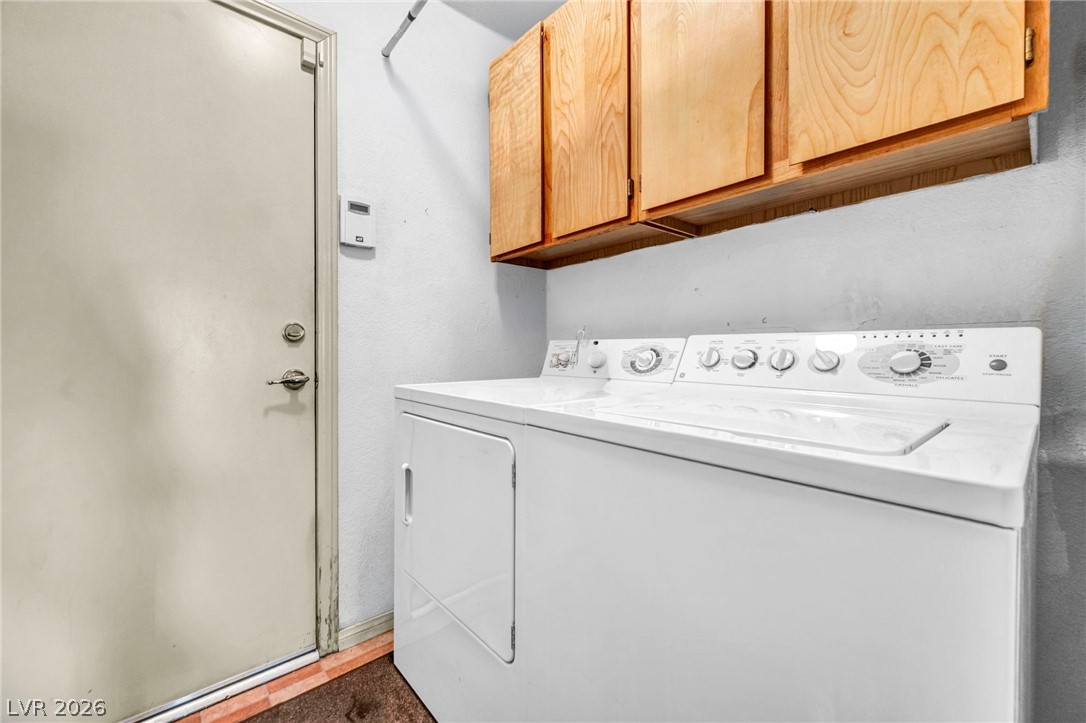 7713 Leavorite Drive Las Vegas NV 89128