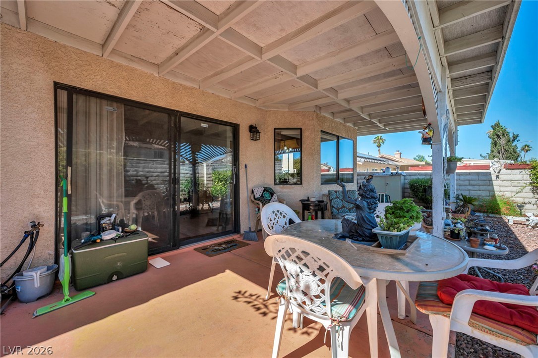 7713 Leavorite Drive Las Vegas NV 89128