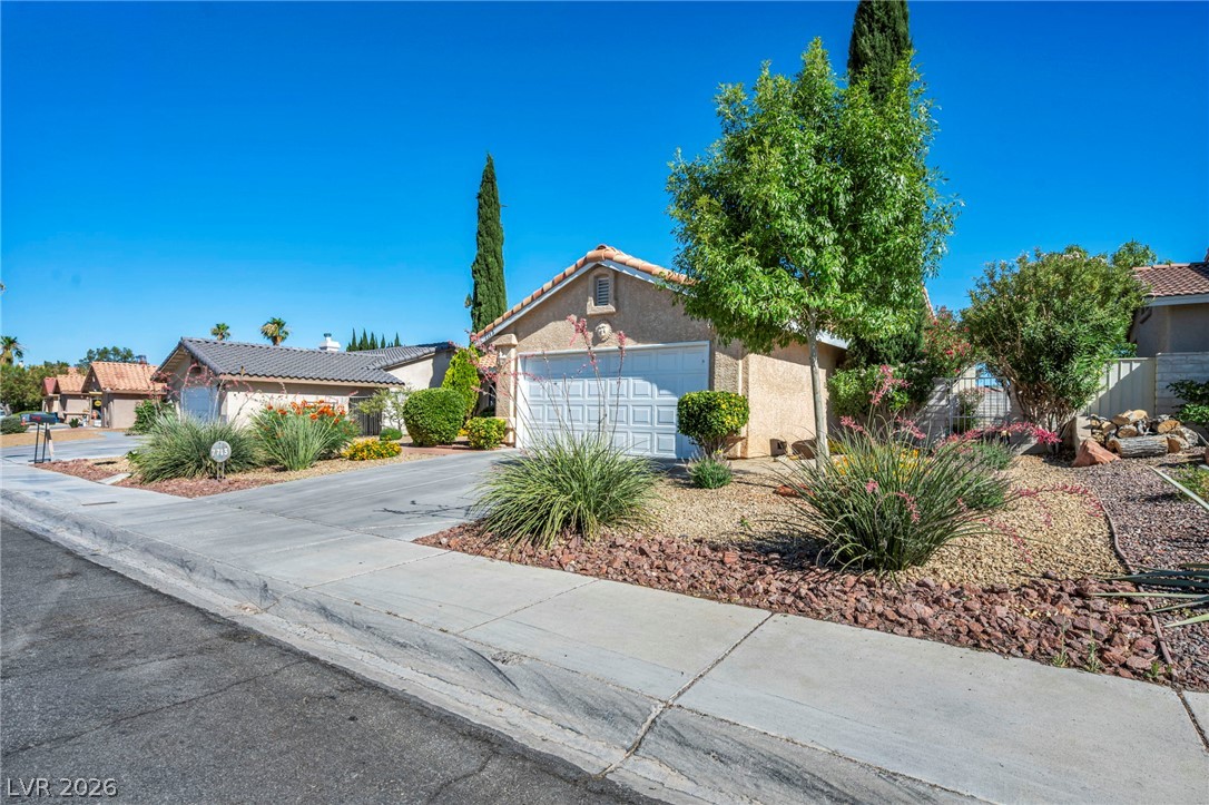 7713 Leavorite Drive Las Vegas NV 89128