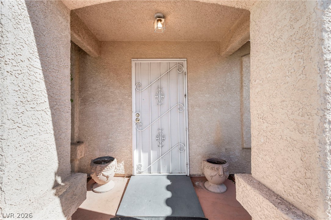 7713 Leavorite Drive Las Vegas NV 89128