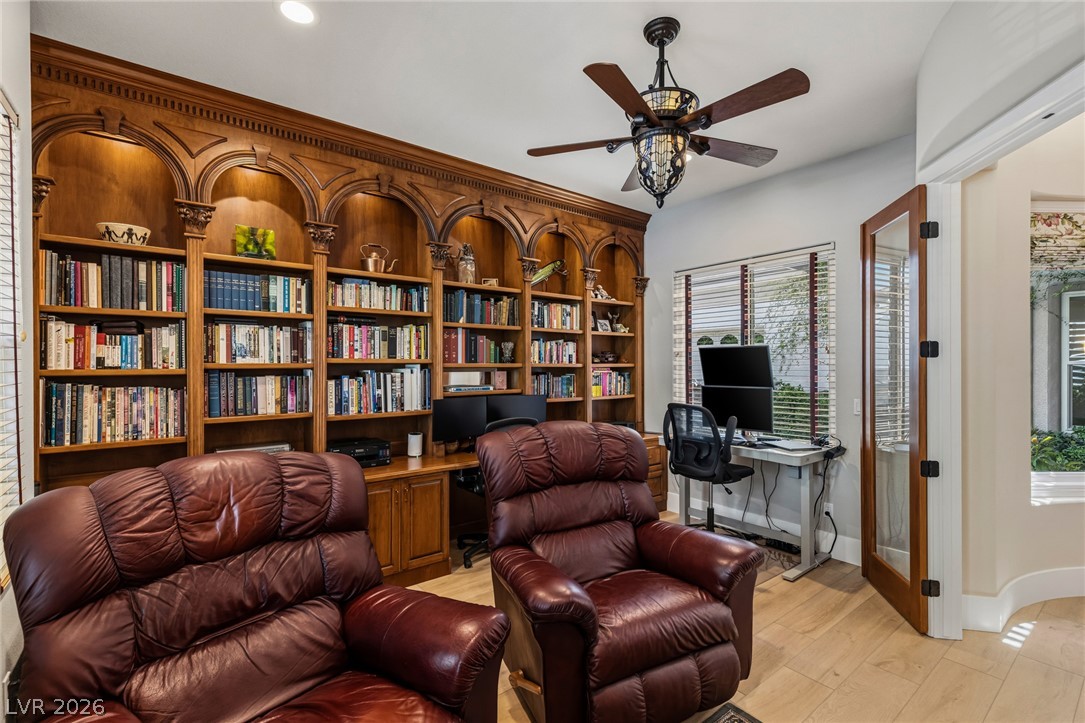 10713 Beringer Drive Las Vegas NV 89144