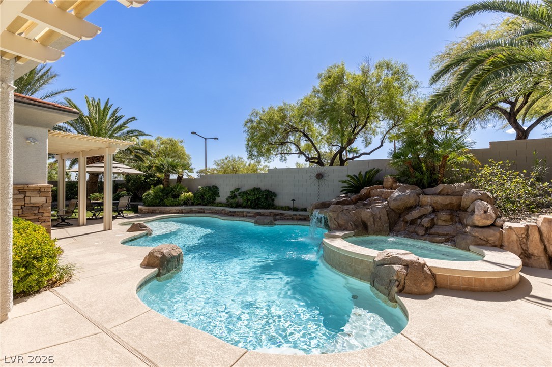 10713 Beringer Drive Las Vegas NV 89144