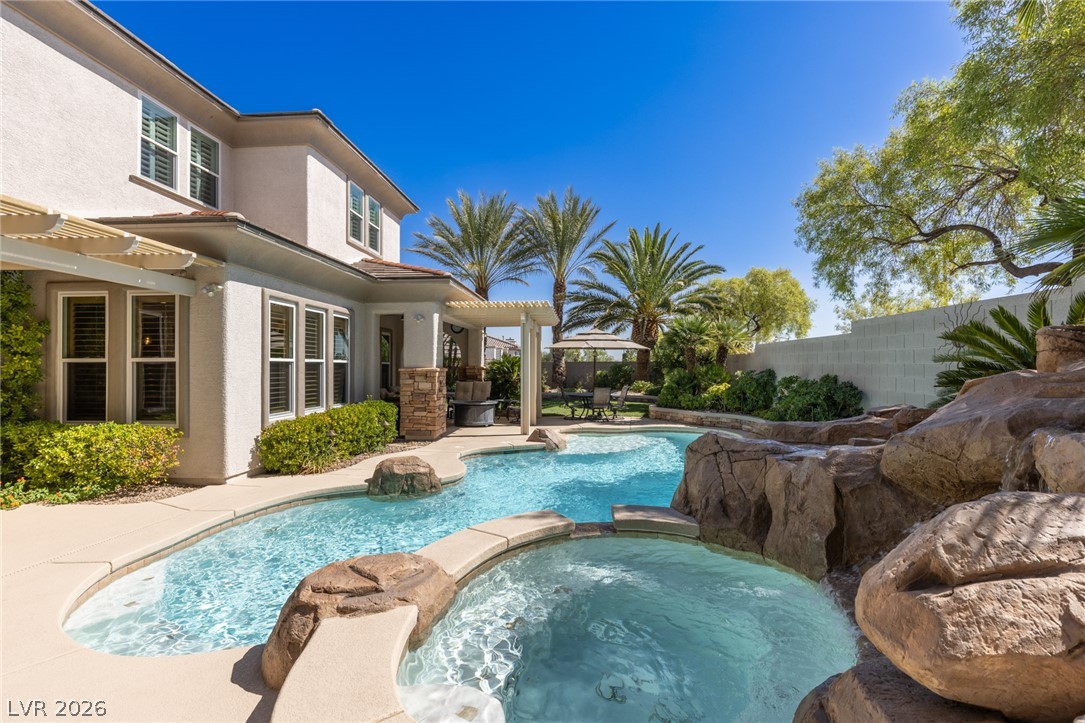 10713 Beringer Drive Las Vegas NV 89144