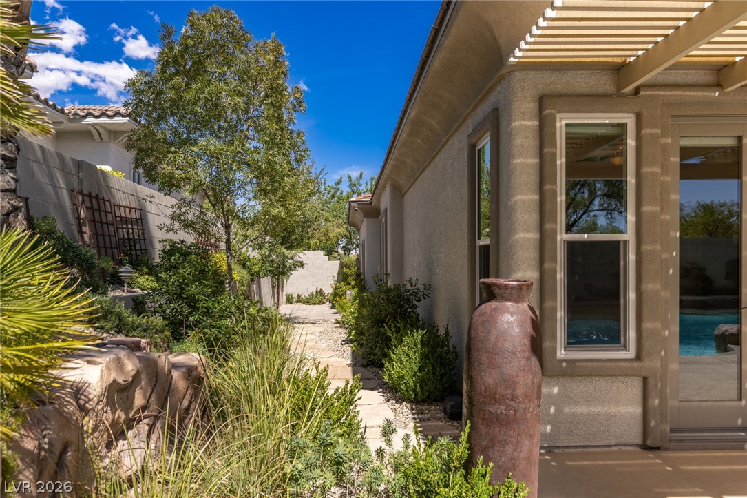 10713 Beringer Drive Las Vegas NV 89144