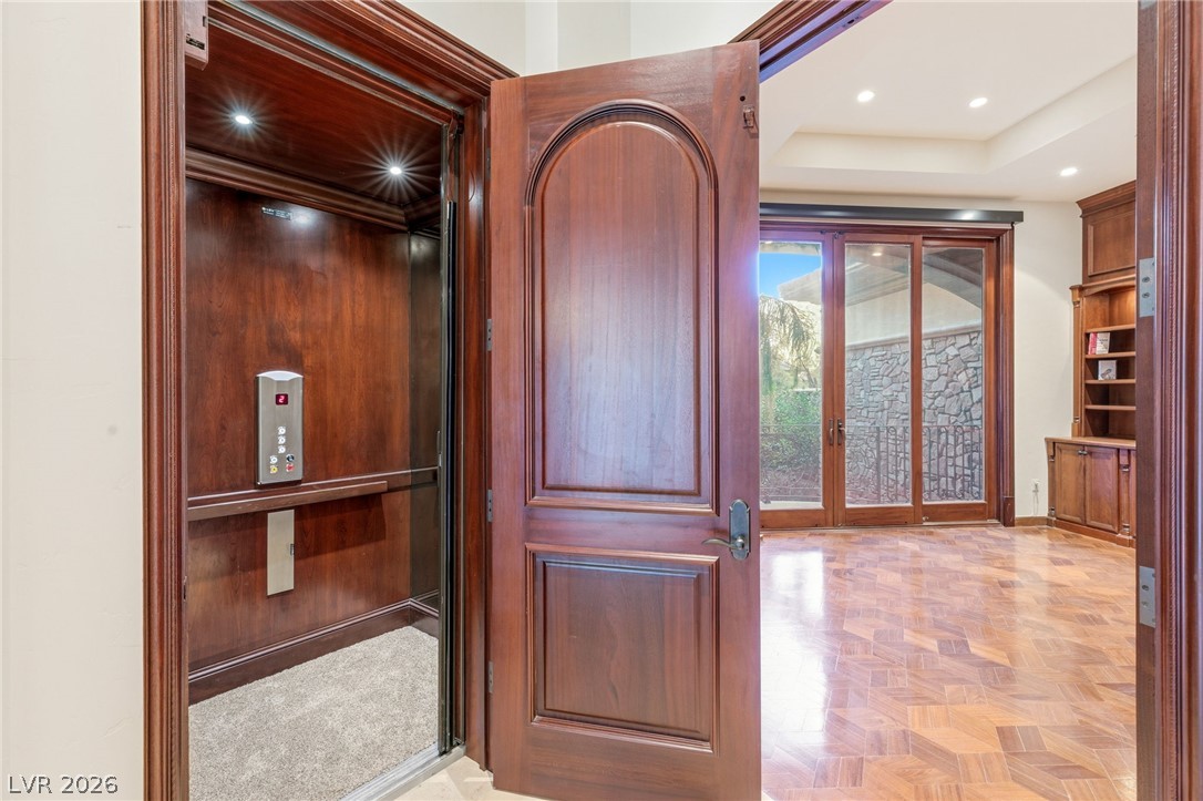 18 Olympia Hills Circle Las Vegas NV 89141