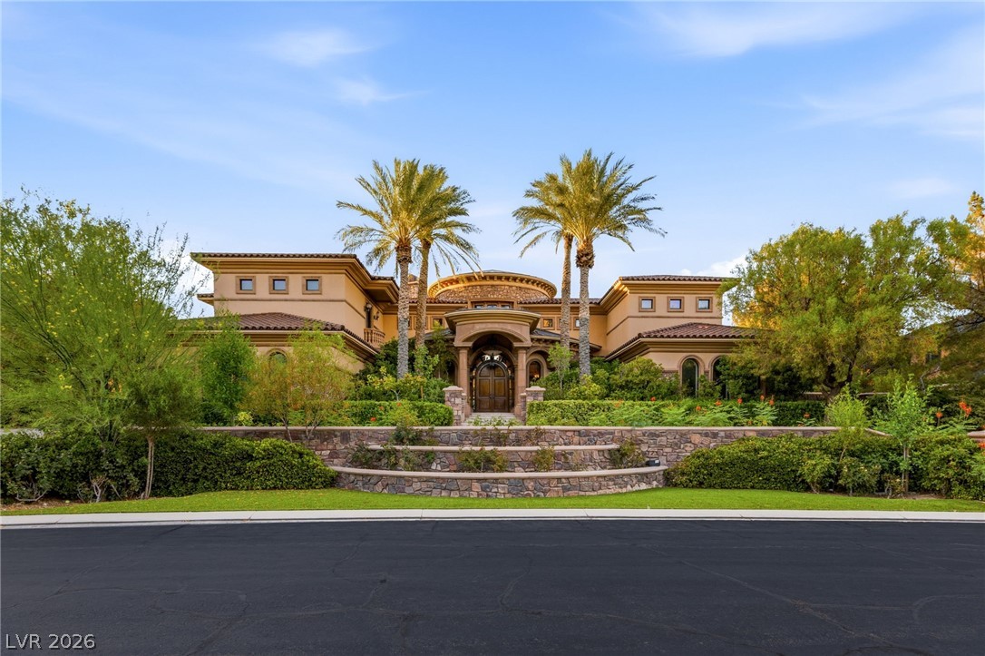 18 Olympia Hills Circle Las Vegas NV 89141