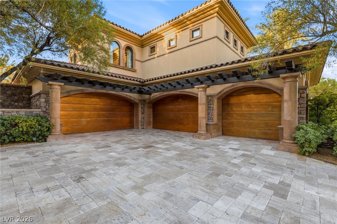 18 Olympia Hills Circle Las Vegas NV 89141