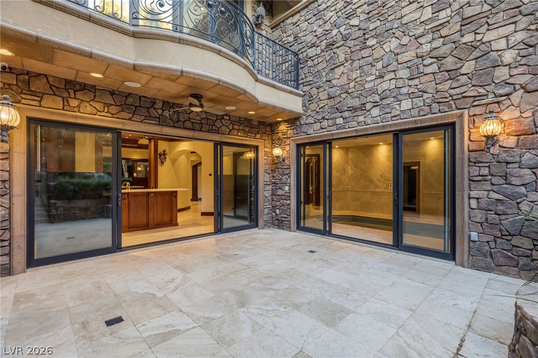18 Olympia Hills Circle Las Vegas NV 89141