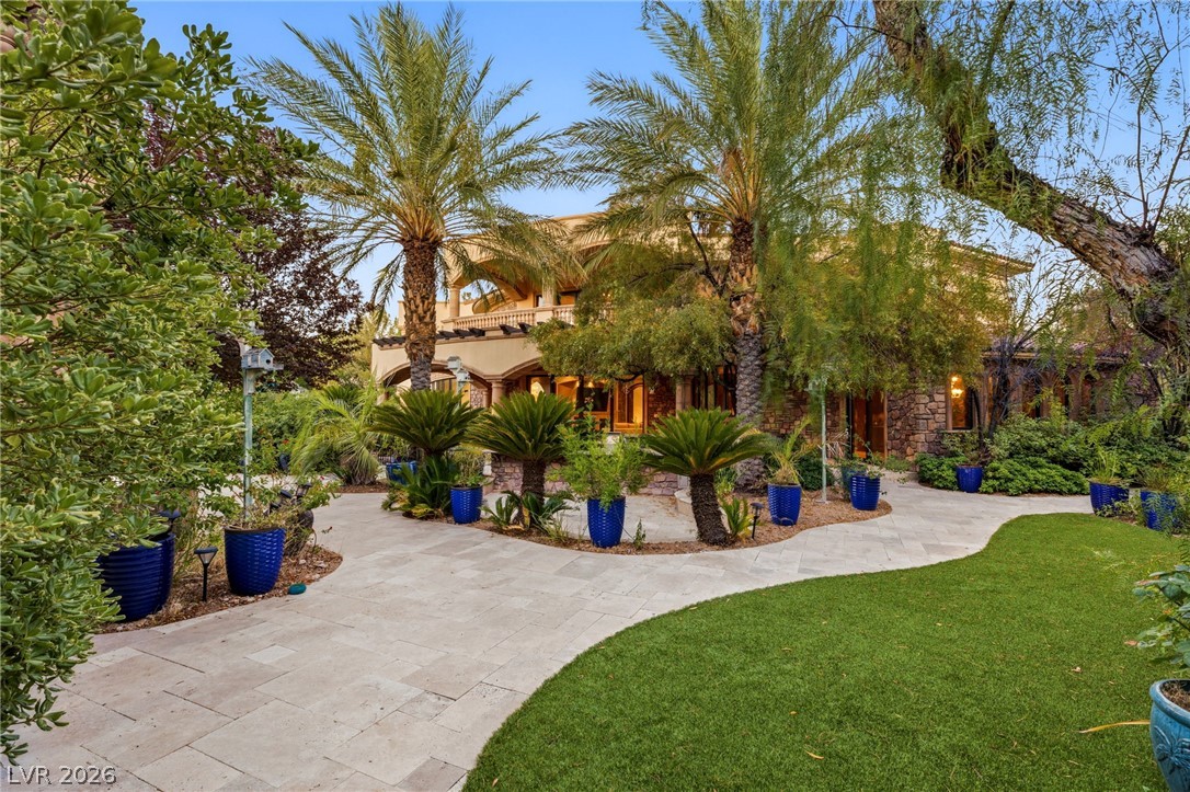 18 Olympia Hills Circle Las Vegas NV 89141