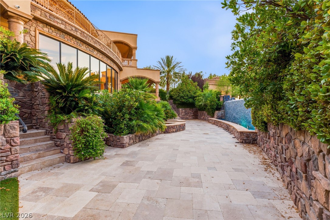 18 Olympia Hills Circle Las Vegas NV 89141