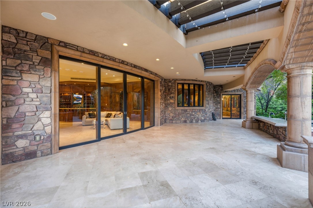 18 Olympia Hills Circle Las Vegas NV 89141