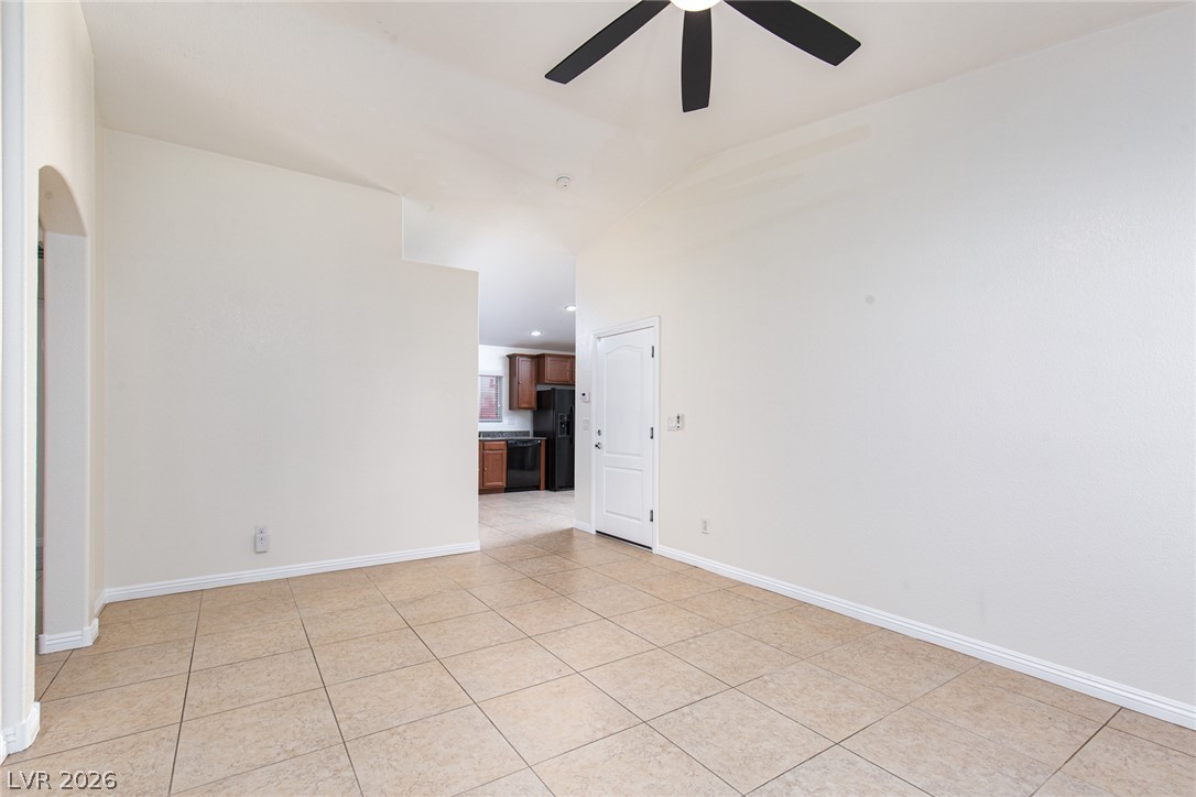 7977 Crownbeard Street Las Vegas NV 89149