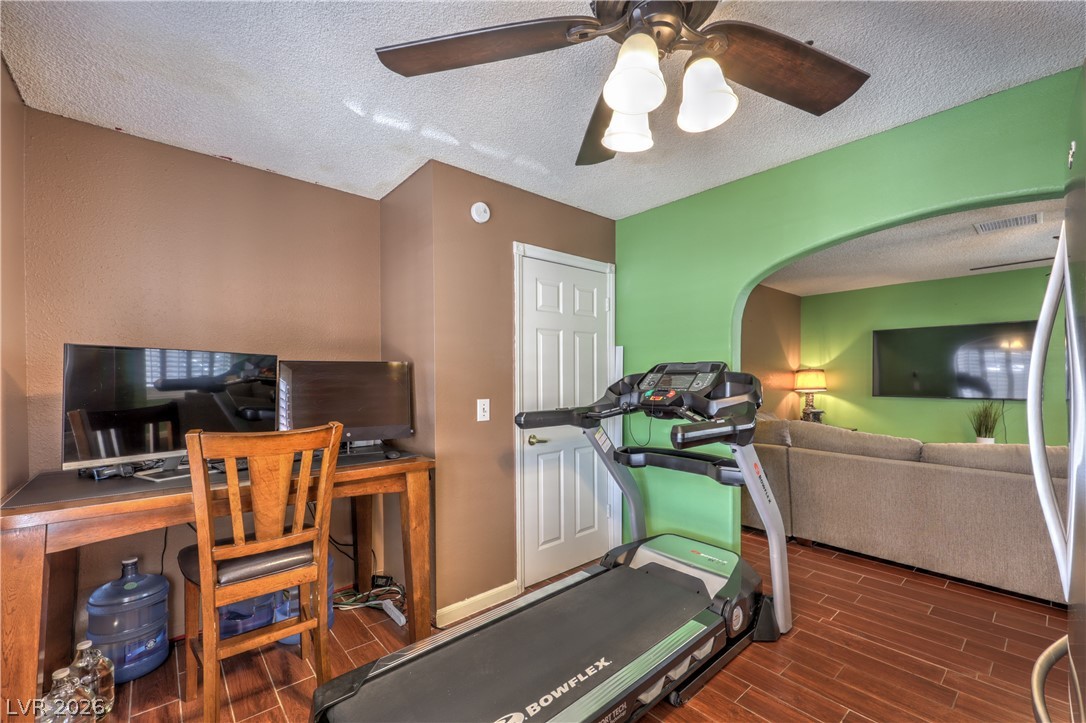 4760 Willow Crest Avenue Las Vegas NV 89147