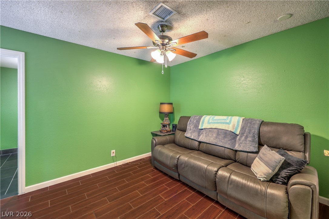 4760 Willow Crest Avenue Las Vegas NV 89147