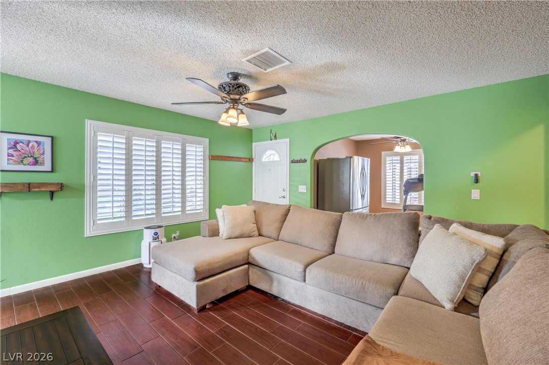 4760 Willow Crest Avenue Las Vegas NV 89147