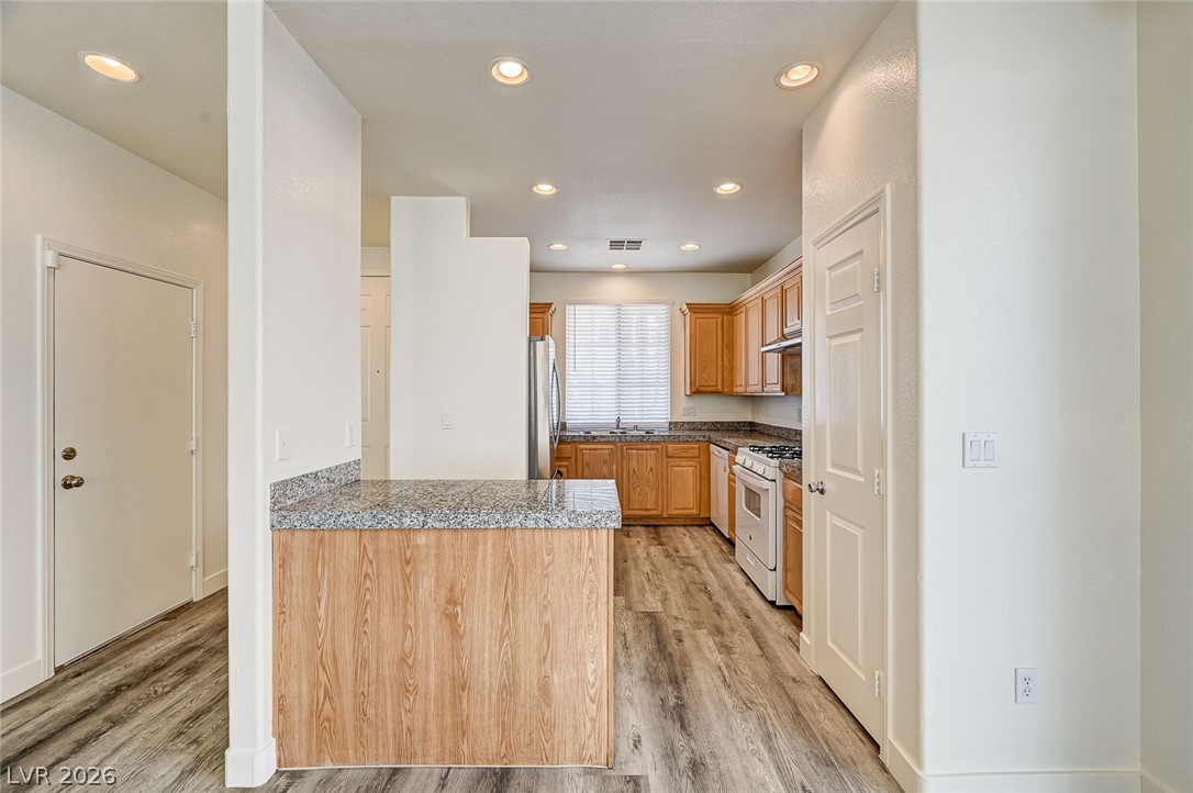 6182 Tillman Crest Avenue Las Vegas NV 89139