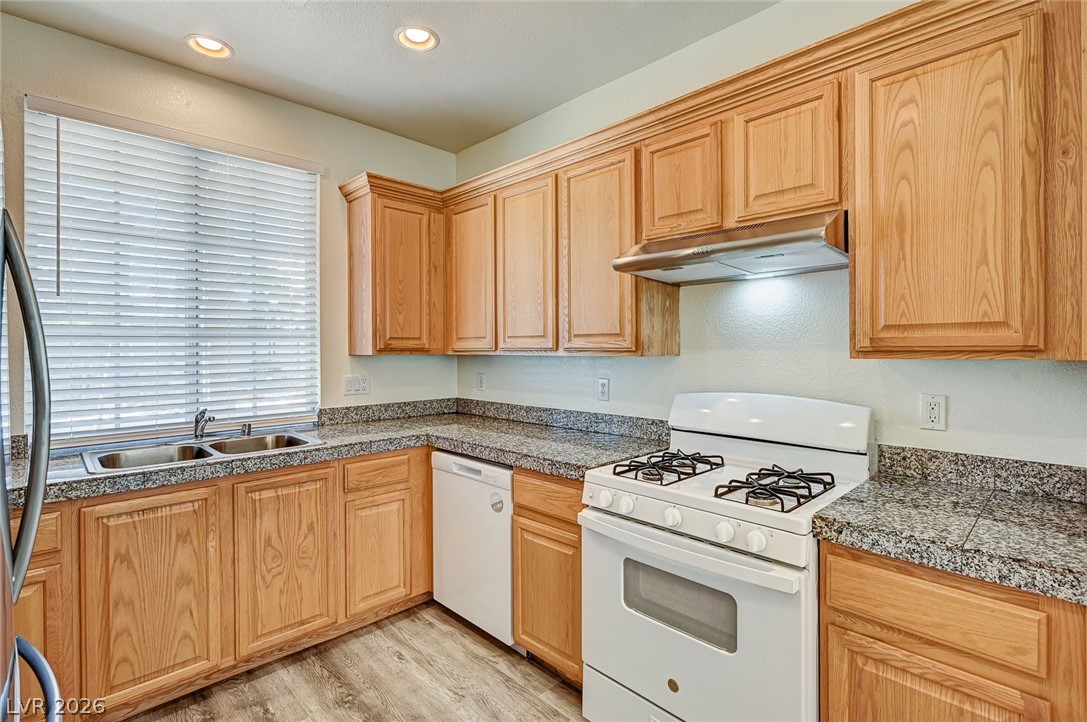 6182 Tillman Crest Avenue Las Vegas NV 89139