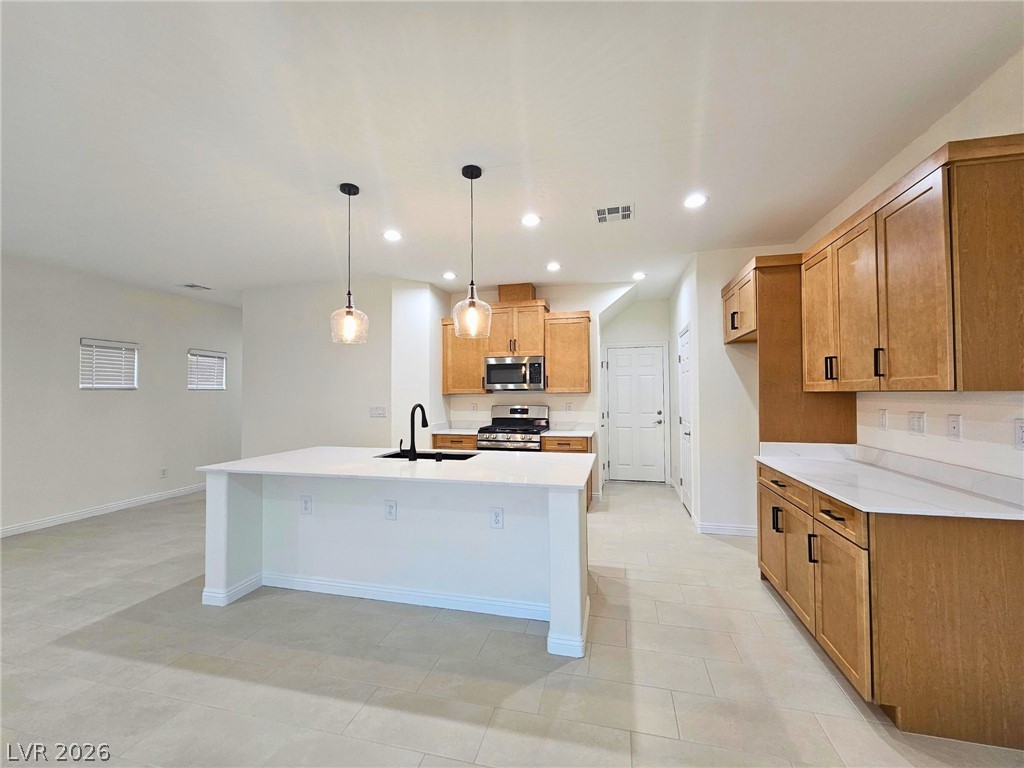 8476 Spirit Vale Avenue Las Vegas NV 89117
