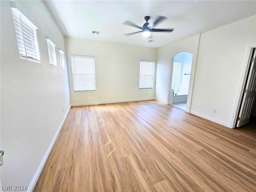 8476 Spirit Vale Avenue Las Vegas NV 89117