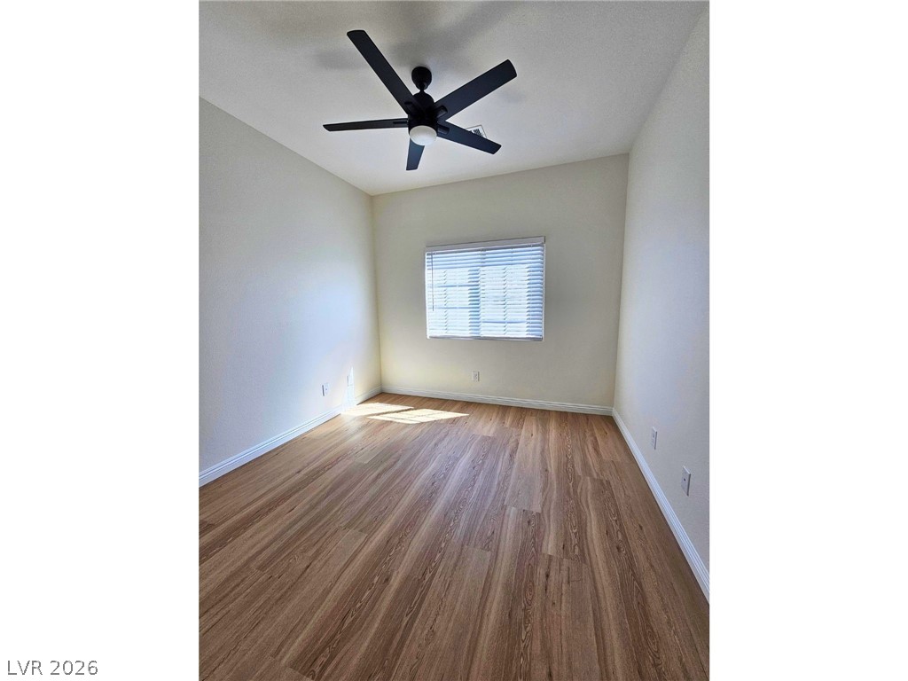 8476 Spirit Vale Avenue Las Vegas NV 89117