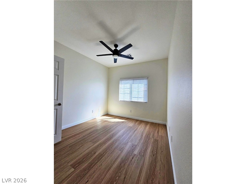 8476 Spirit Vale Avenue Las Vegas NV 89117