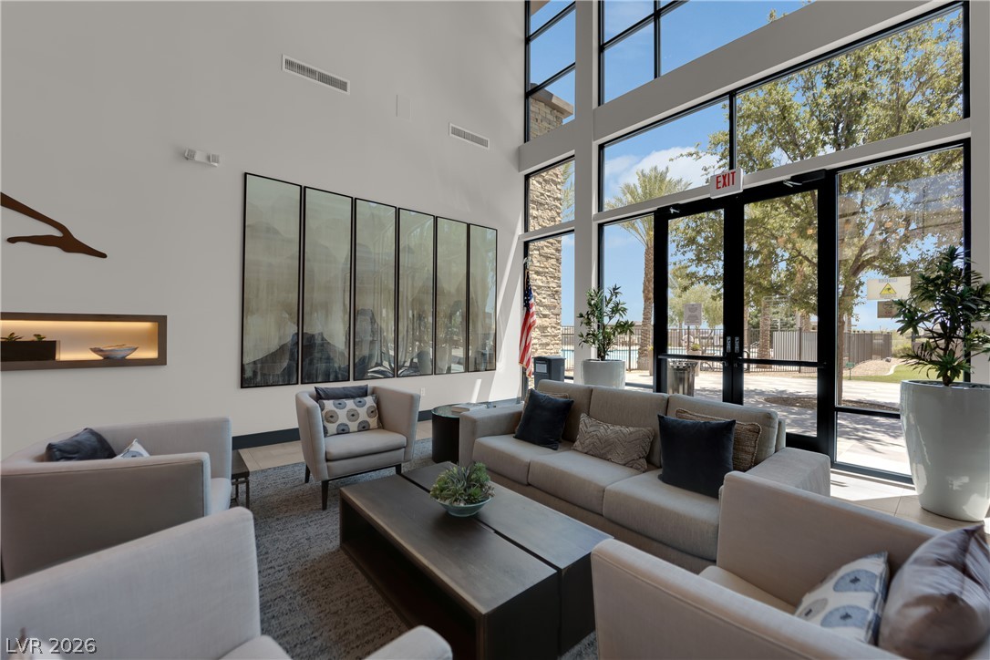 6677 Regency Stone Way Las Vegas NV 89148
