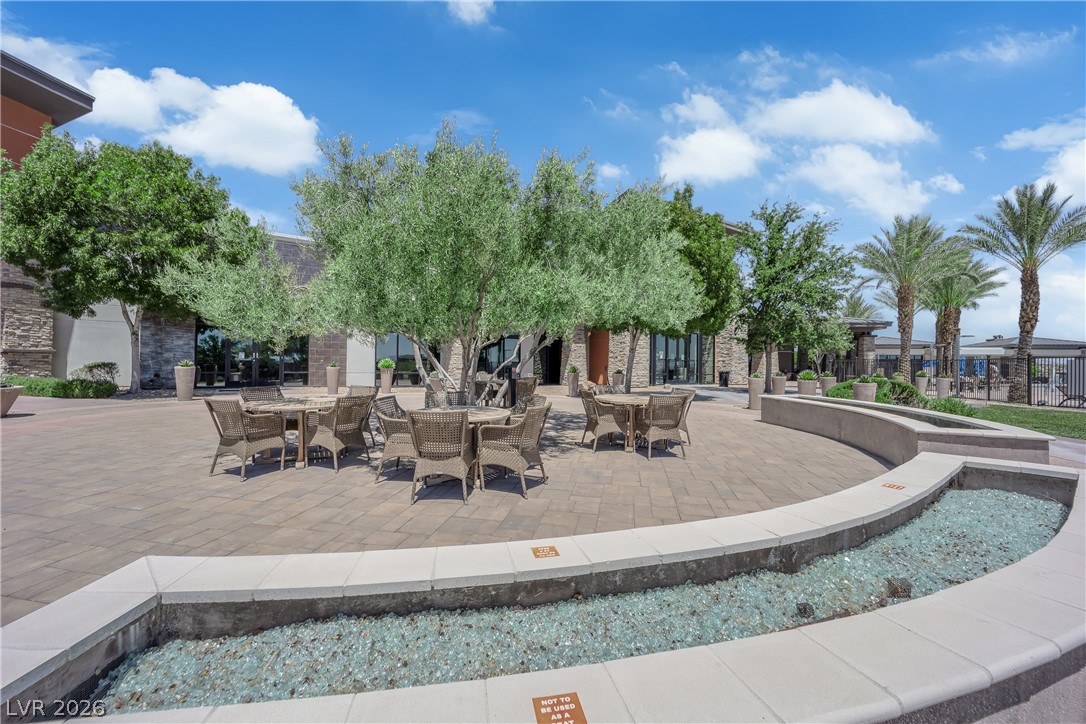 6677 Regency Stone Way Las Vegas NV 89148