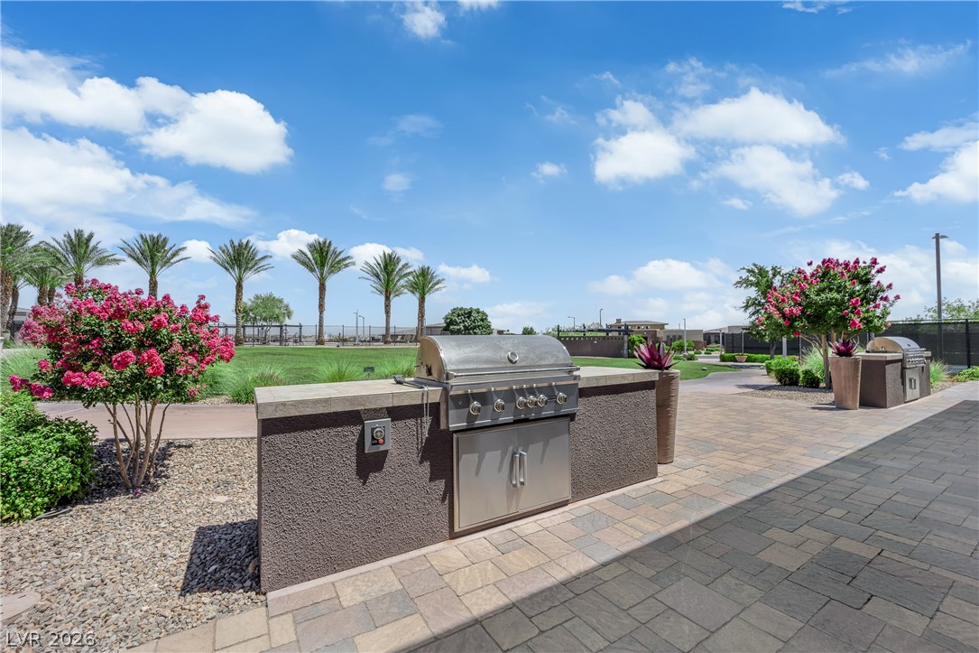 6677 Regency Stone Way Las Vegas NV 89148