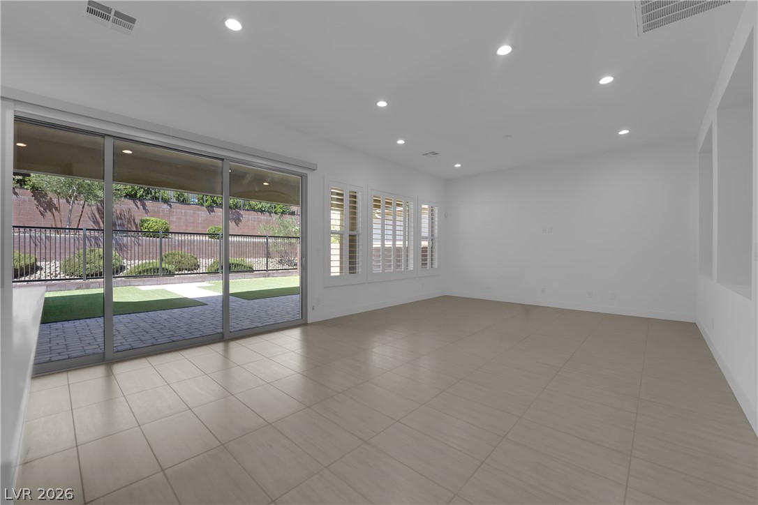 6677 Regency Stone Way Las Vegas NV 89148